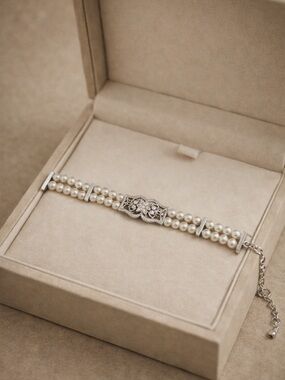 Vintage Pearl Bracelet Silver Clasp Double Strand Art Deco Statement Trend